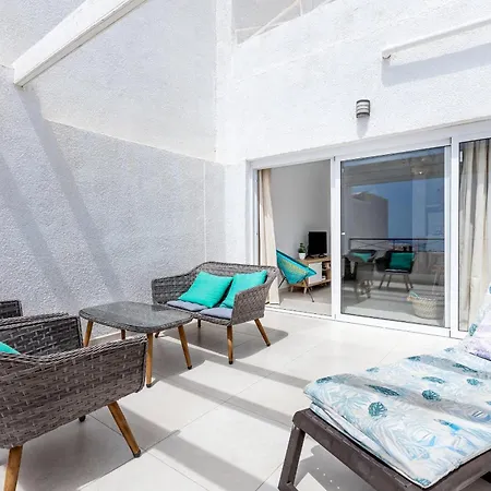 Апартаменты Sunny Paradise With Ocean View Адехе