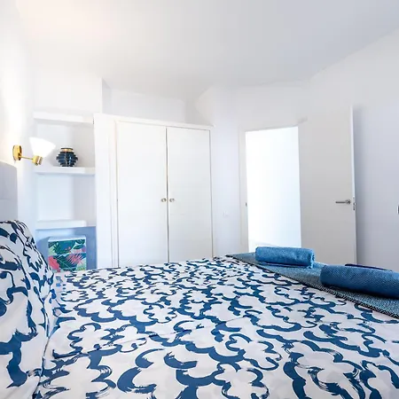 Sunny Paradise With Ocean View アデヘ